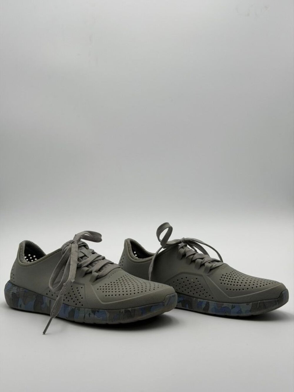 CROCS‎ LiteRide Lace Sneaker Womens 8 Gray Perforated Comfort Casual Shoes